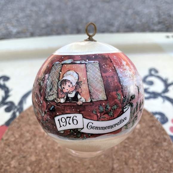 Vintage Hallmark Ornament - Picture 2 of 7